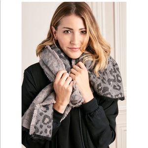 Stella & Dot Leopard Scarf